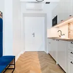 Friendhouse Apartments Starovislna